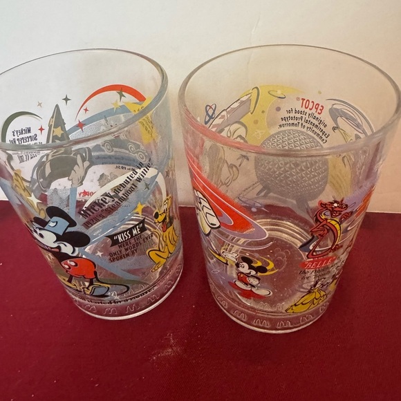McDonald’s Walt Disney World 100 Years of Magic Glasses Cups Set of 2 - Picture 4 of 4